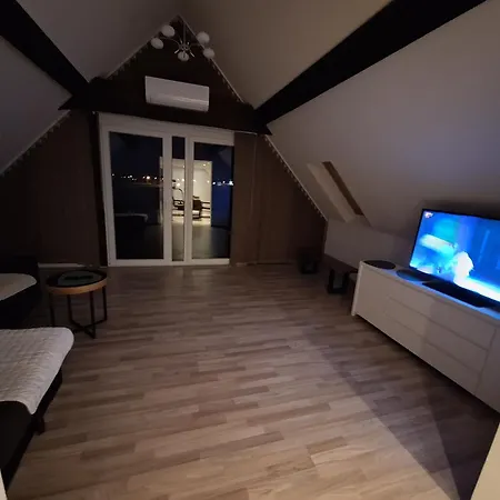 Grosszuegige 100 M2 Mit Terrasse